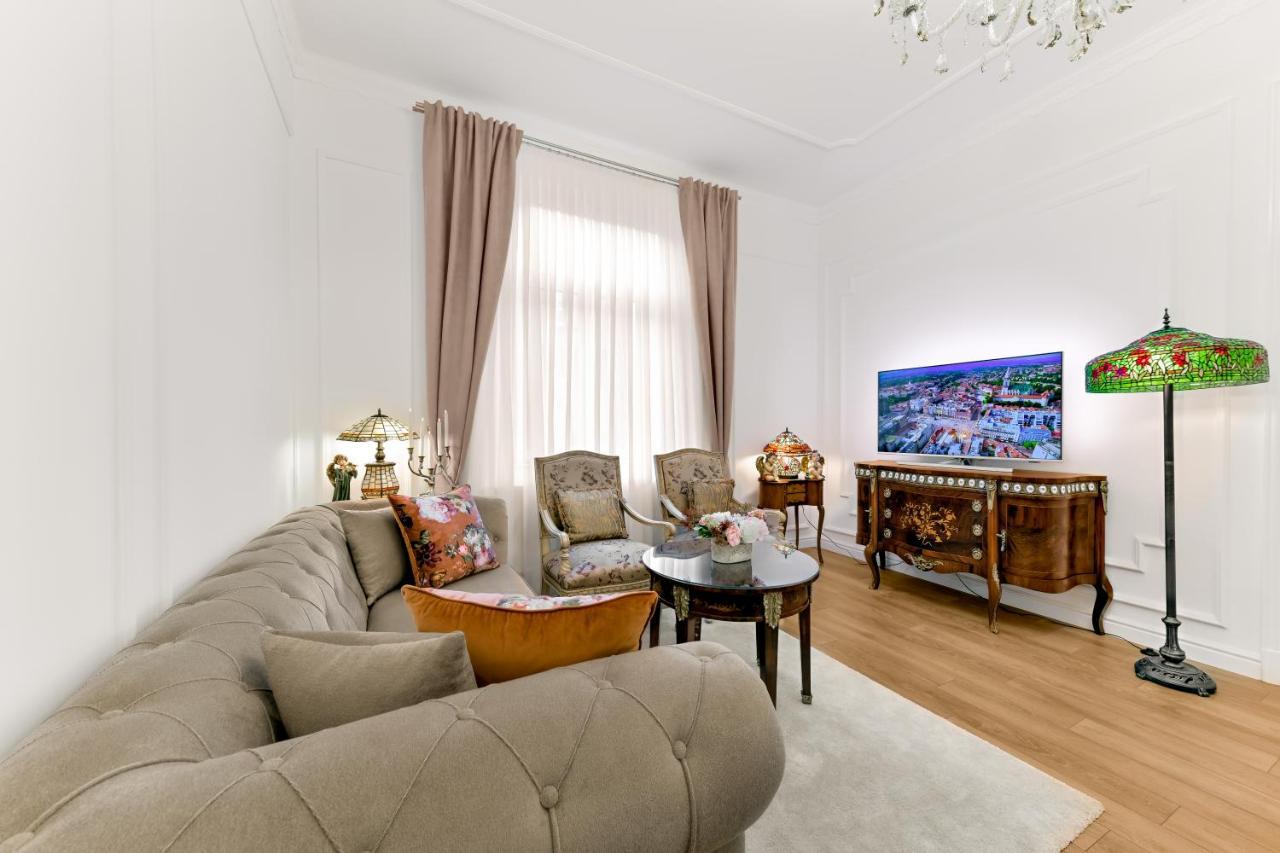 Luxury Class Apartment - 1St Floor, Large Apartment, Downtown, Newly Renovated, Fast Wifi, 4X Air Conditioning Zagreb Exterior foto